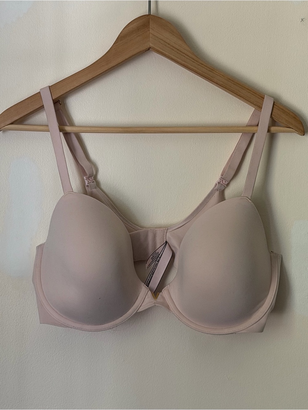Victoria's Secret Light Pink Molded T-Shirt Bra